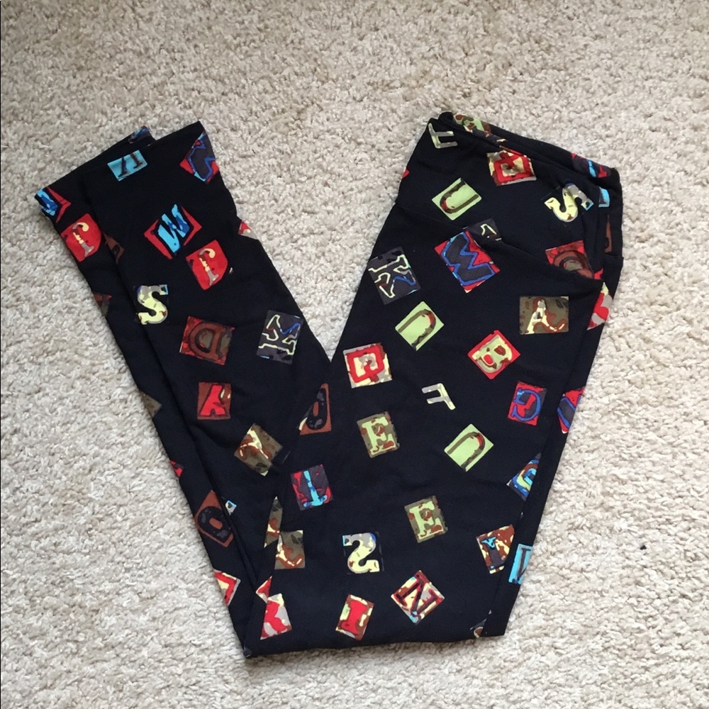 LuLaRoe 🦄 Alphabet OS Leggings